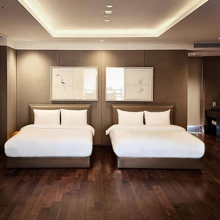 The Suites Hotel Namwon Екстер'єр фото