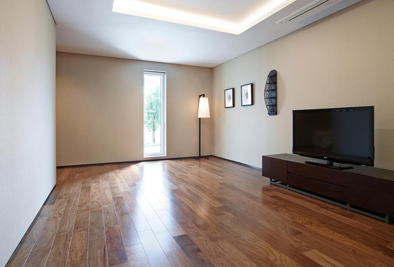 The Suites Hotel Namwon Екстер'єр фото