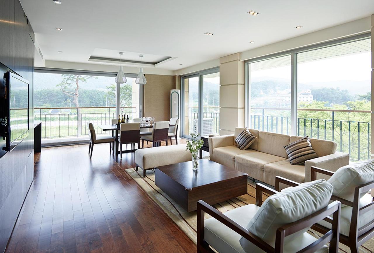 The Suites Hotel Namwon Екстер'єр фото
