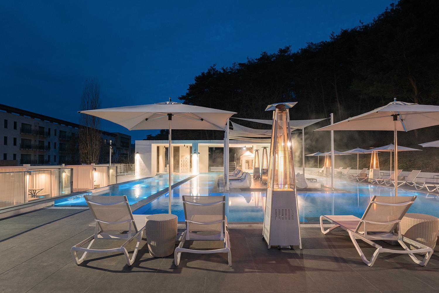 The Suites Hotel Namwon Екстер'єр фото
