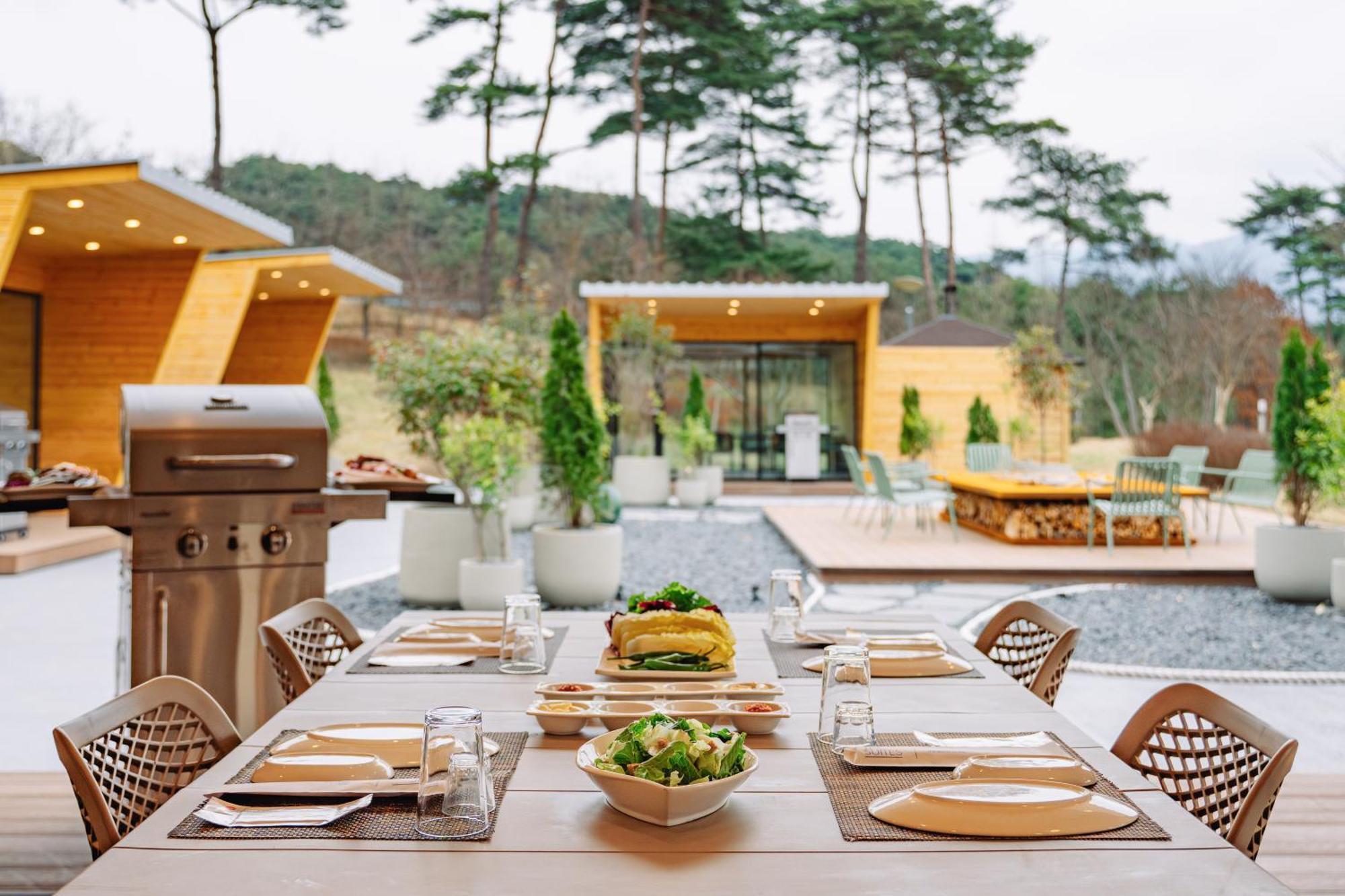 The Suites Hotel Namwon Екстер'єр фото